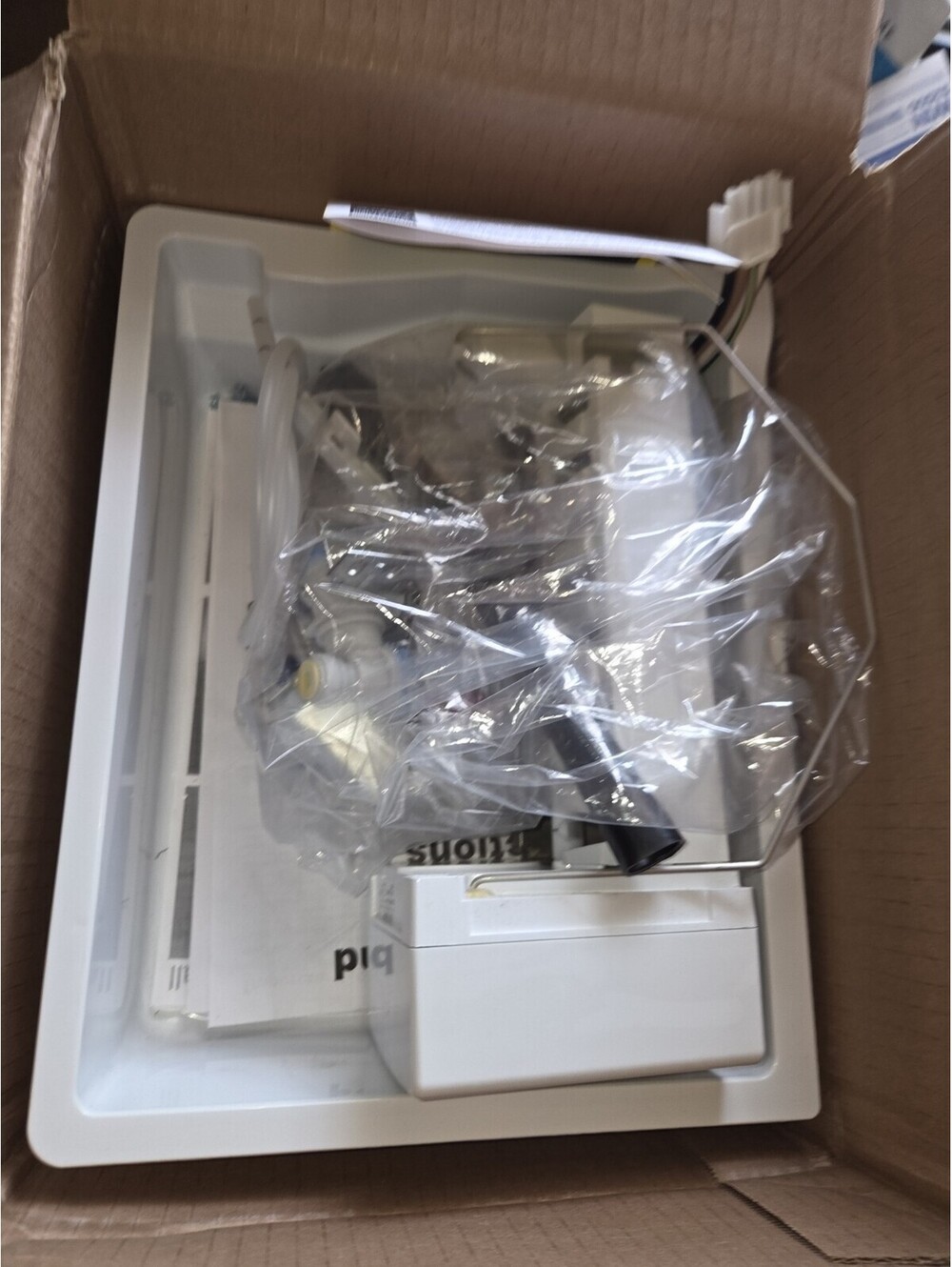 NEW OEM W11762633 Whirlpool Refrigerator Ice Maker Kit replace W11459724 SC4